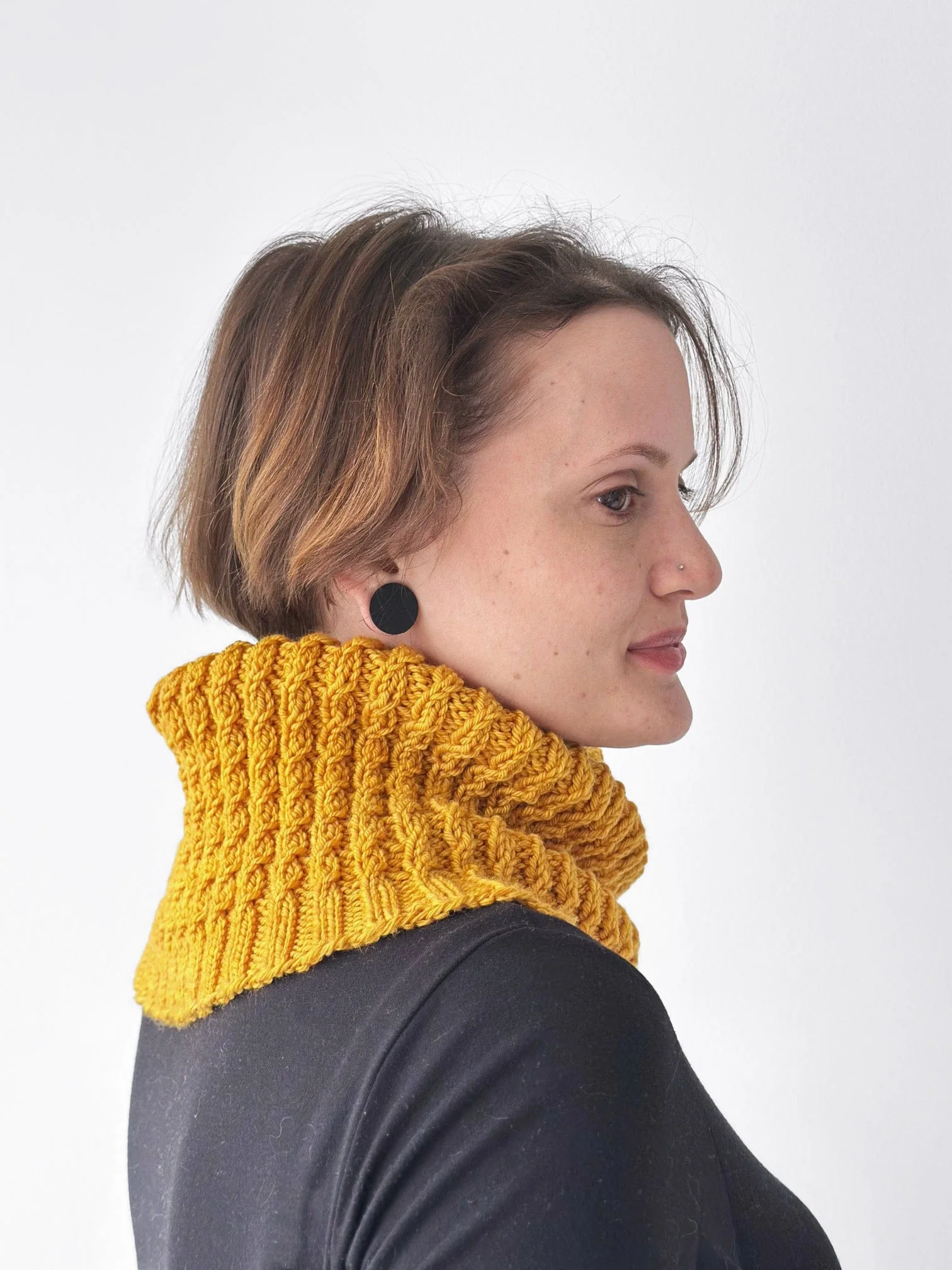 Baby Cable Hat and Cowl Pattern - Image 3