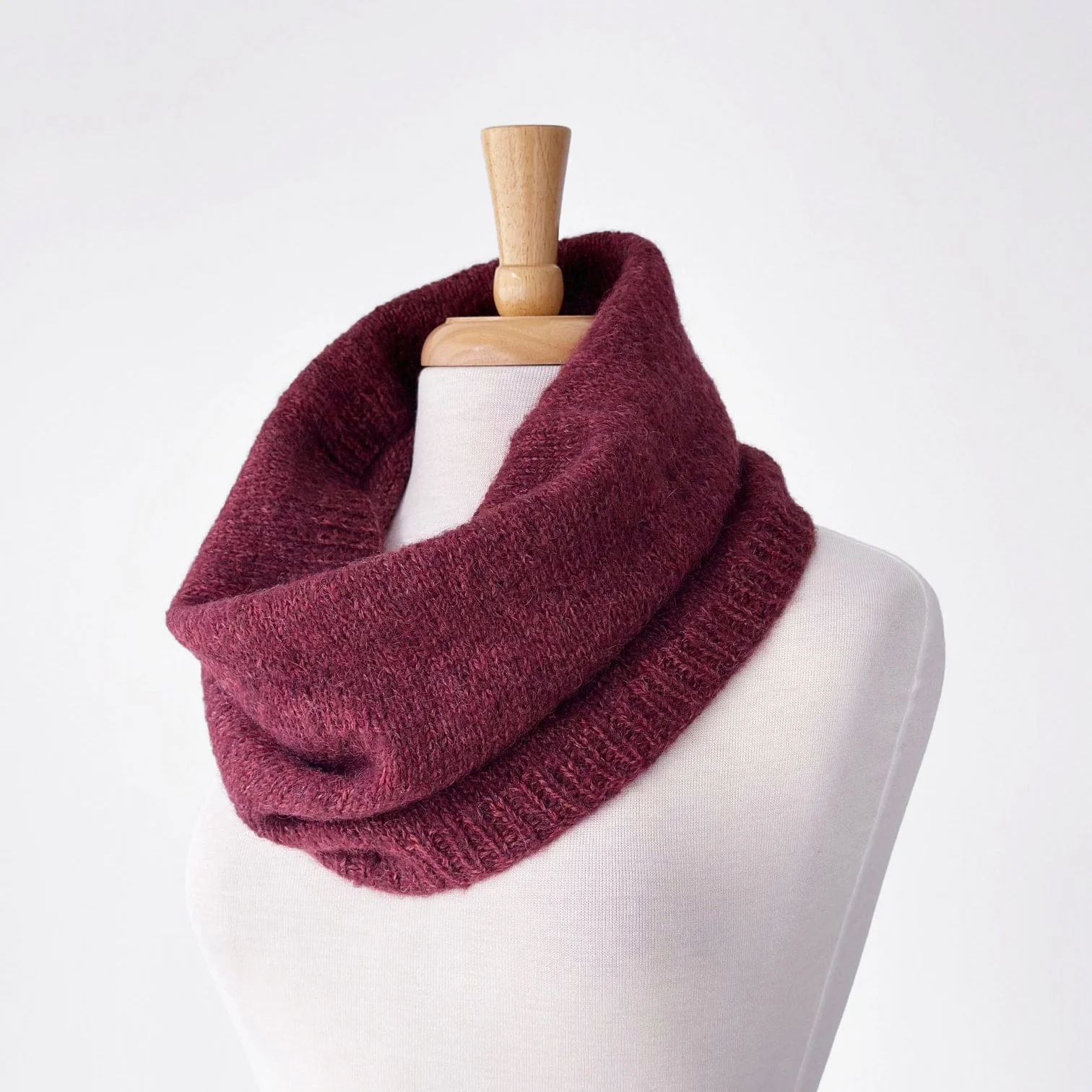 Funnel Cowl Pattern in Isager Yarns